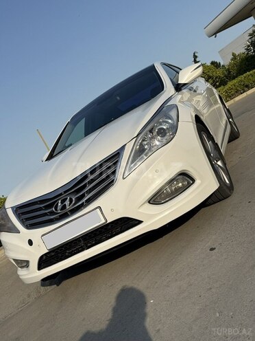 Hyundai Grandeur-1