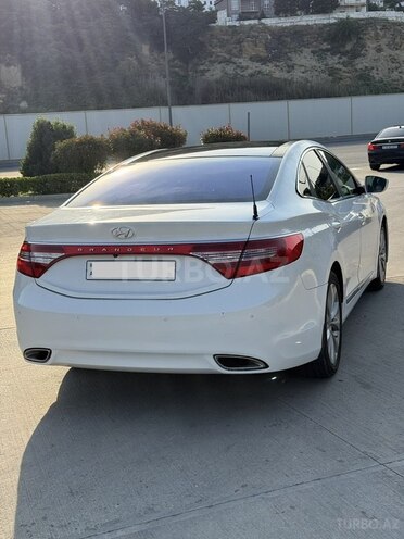 Hyundai Grandeur-6