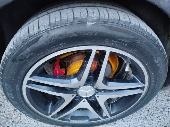 Mercedes E 200-8