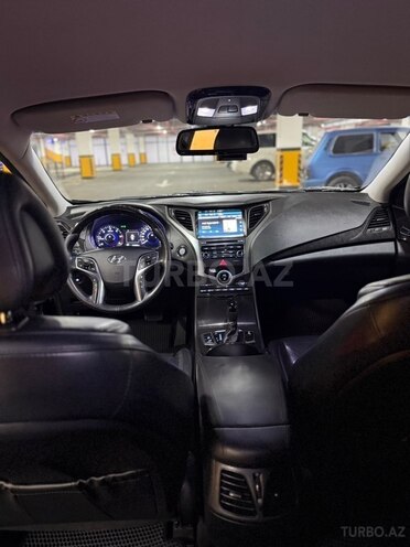 Hyundai Grandeur-3
