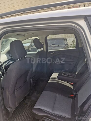 Ford Escape-6