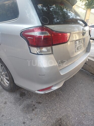 Toyota Corolla Fielder-6