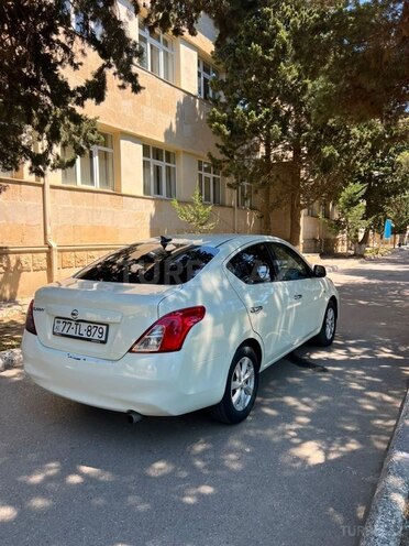 Nissan Sunny-13
