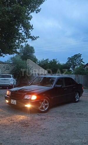 Mercedes C 230-11