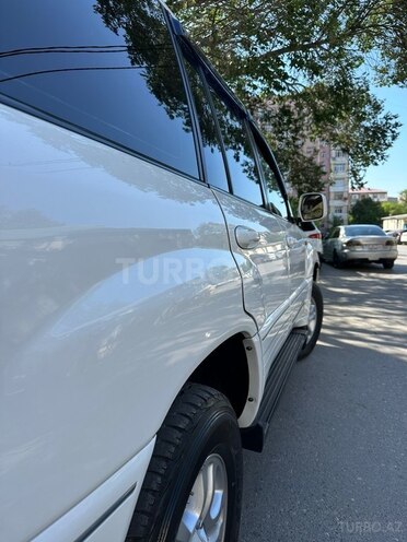 Lexus LX 470-5