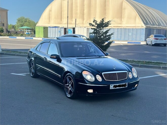 Mercedes E 270-5