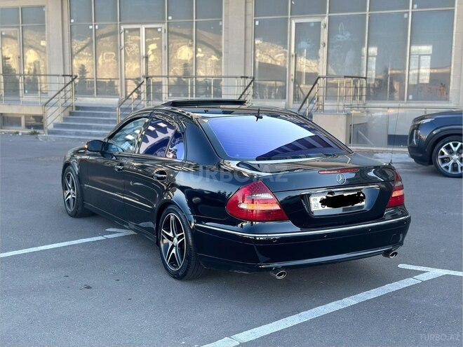 Mercedes E 270-13