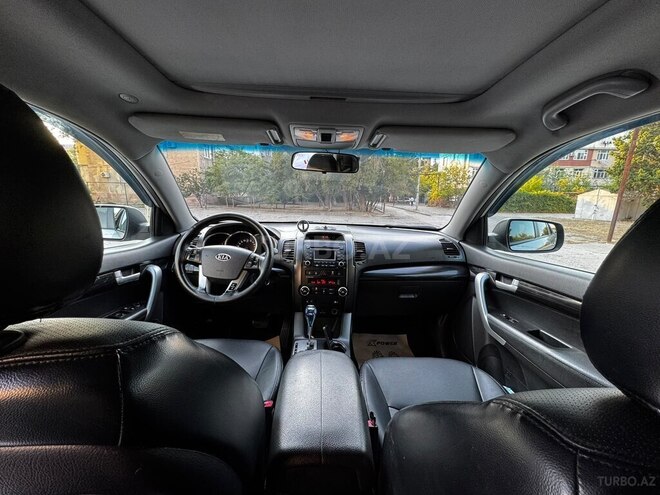 Kia Sorento-9