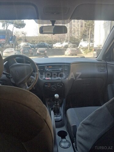 Kia Rio-3