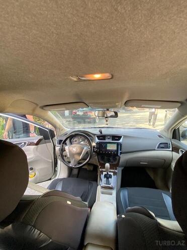 Nissan Sentra-12