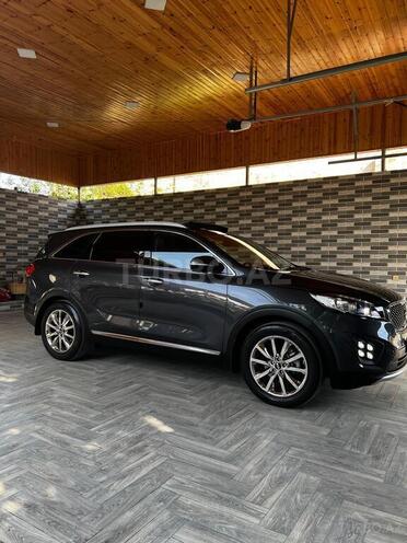 Kia Sorento-3
