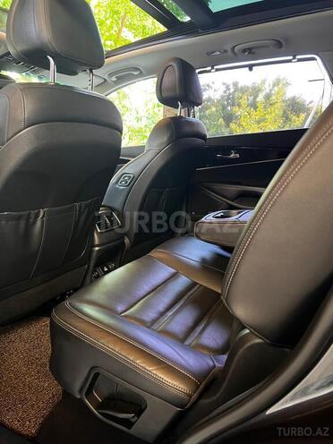 Kia Sorento-7