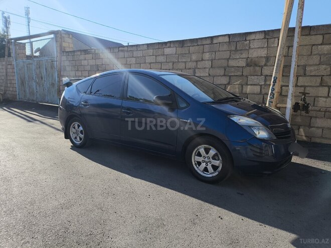 Toyota Prius-7