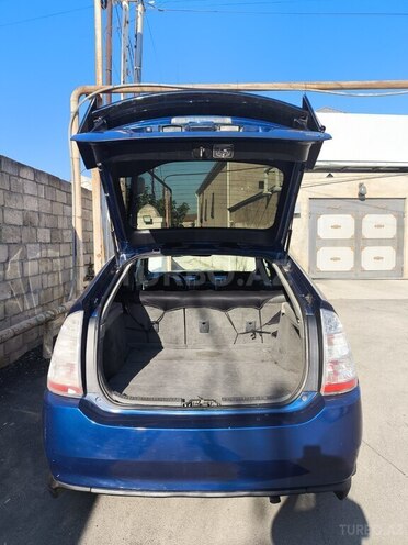 Toyota Prius-9