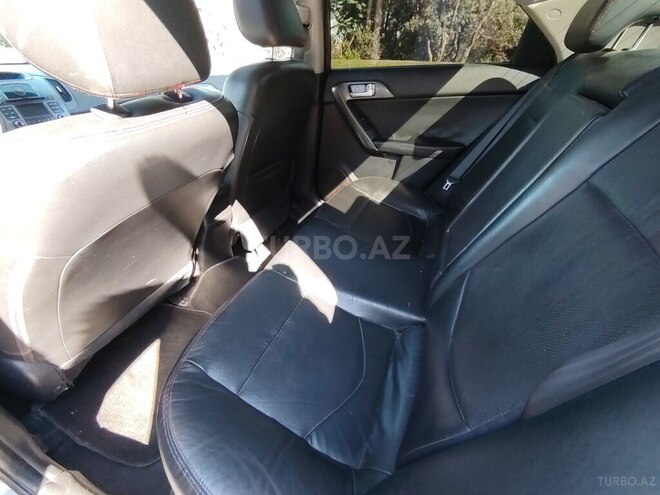 Kia Cerato-13
