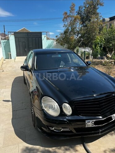 Mercedes E 200-4