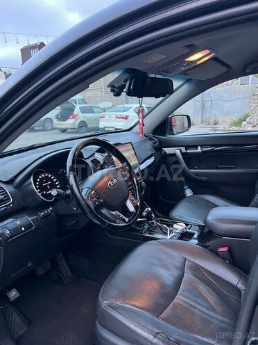 Kia Sorento-5