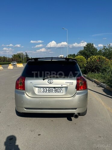 Toyota Corolla-8