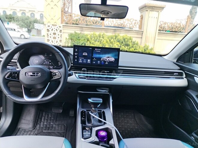 Geely Emgrand-7