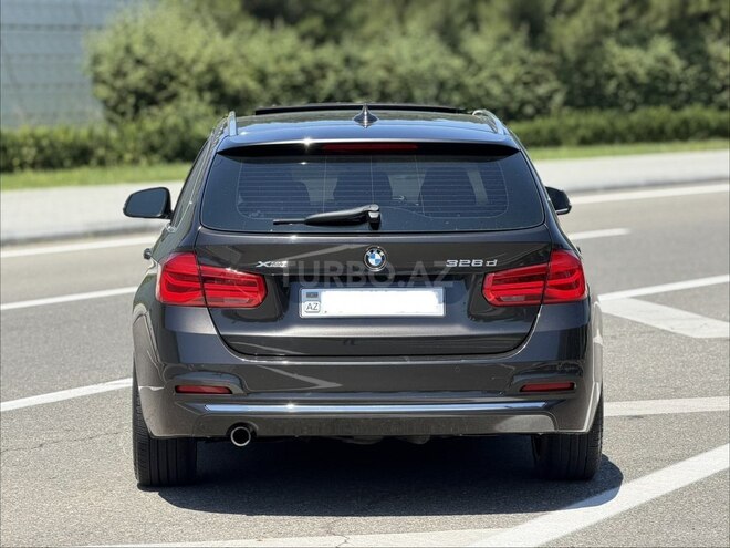 BMW 320d-7