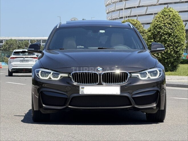 BMW 320d-6