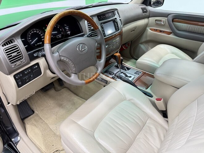 Lexus LX 470-8