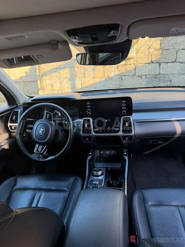 Kia Sorento-8