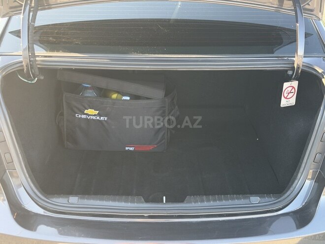Chevrolet Cruze-13