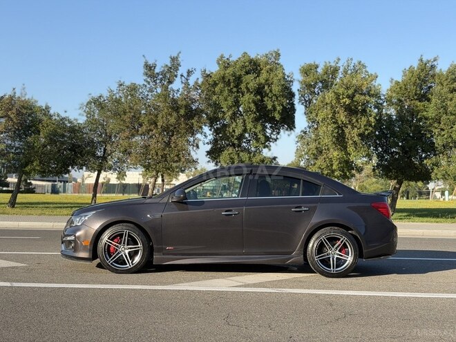 Chevrolet Cruze-4