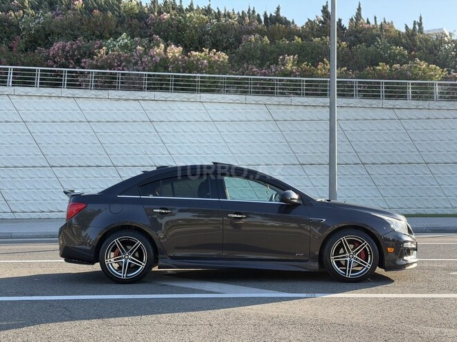 Chevrolet Cruze-5