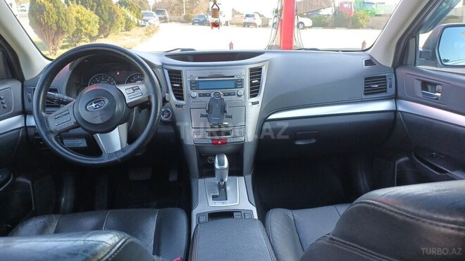 Subaru Outback-2