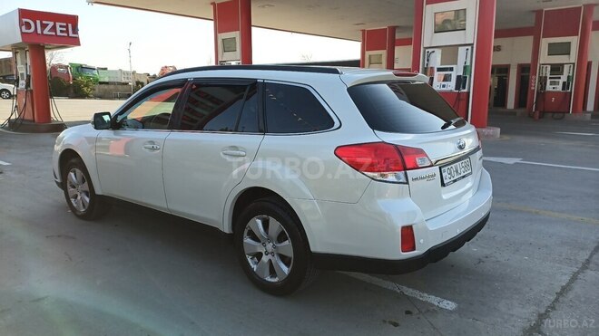Subaru Outback-4