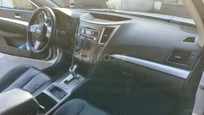 Subaru Outback-10
