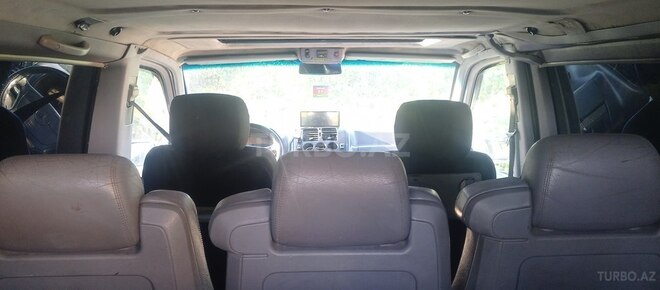 Mercedes Vito 110 D -6