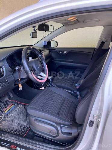 Kia Stonic-2
