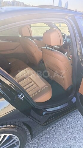 BMW 530e-11