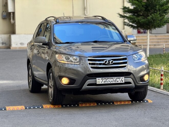 Hyundai Santa Fe-3