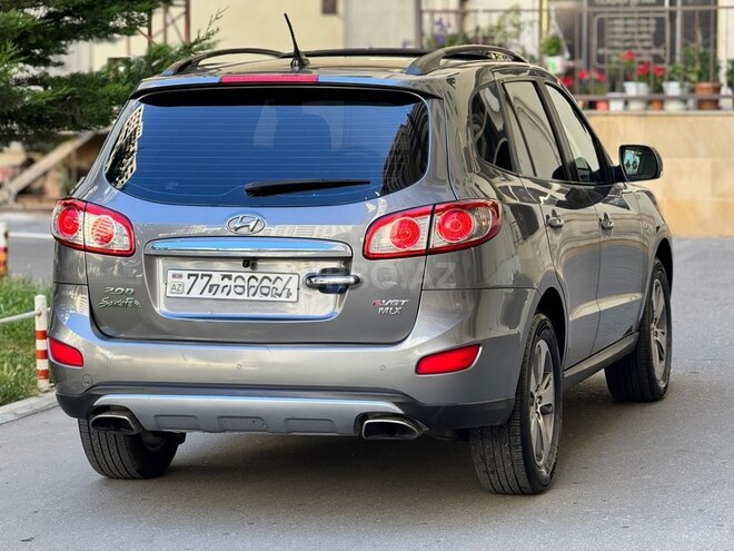 Hyundai Santa Fe-8