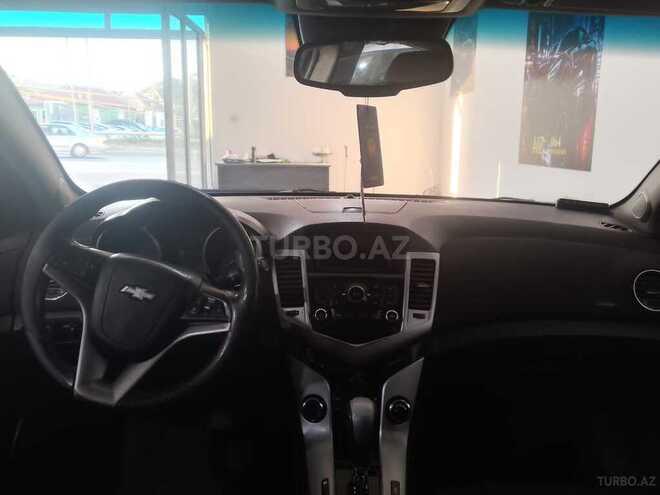 Chevrolet Cruze-6
