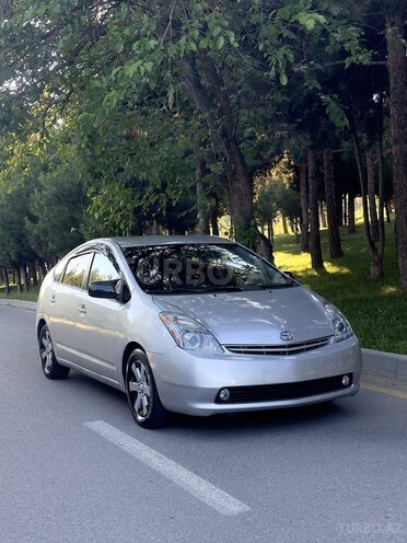Toyota Prius-1