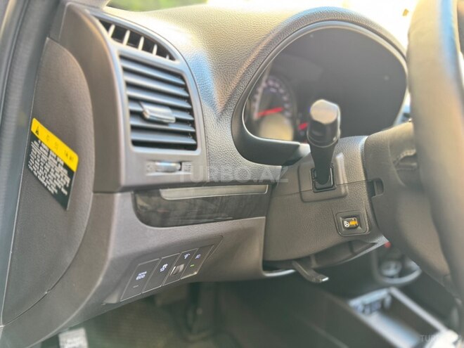 Hyundai Santa Fe-20