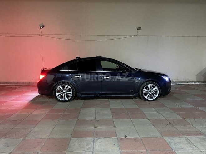 Chevrolet Cruze-8