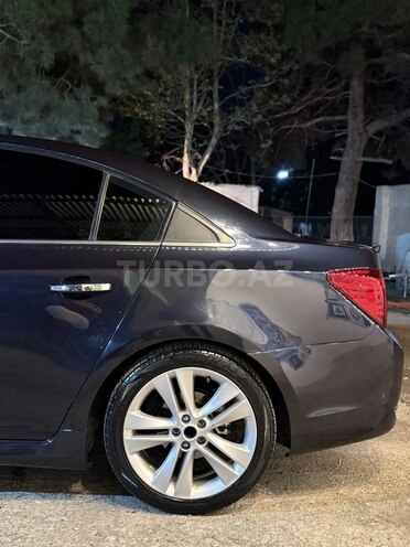 Chevrolet Cruze-5