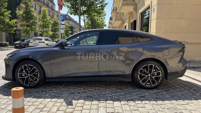 Changan Uni-V iDD-8