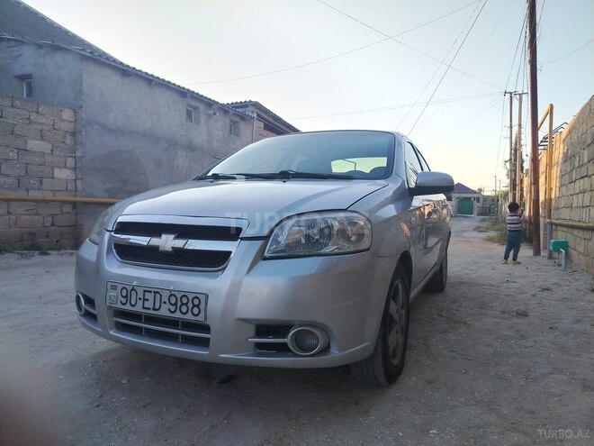 Chevrolet Aveo-3
