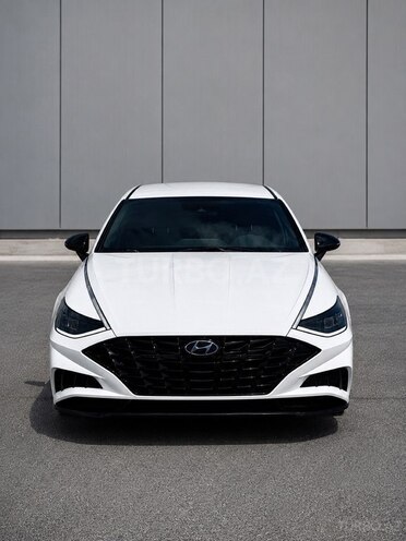Hyundai Sonata-2