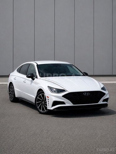 Hyundai Sonata-1
