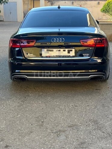 Audi A6-2