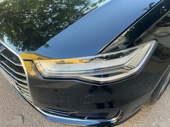 Audi A6-4
