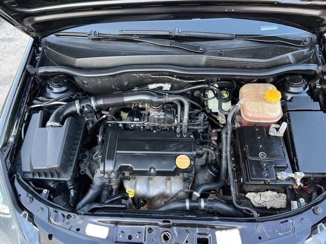 Opel Astra-11